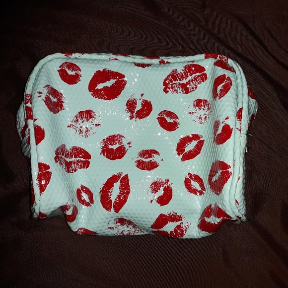 New Teal Lip Print Cosmetic Bag - Picture 2 of 2